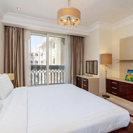 Royal Club By RVHR, Grandeur Residence Crescent Palm Jumeirah Dubaï Extérieur photo