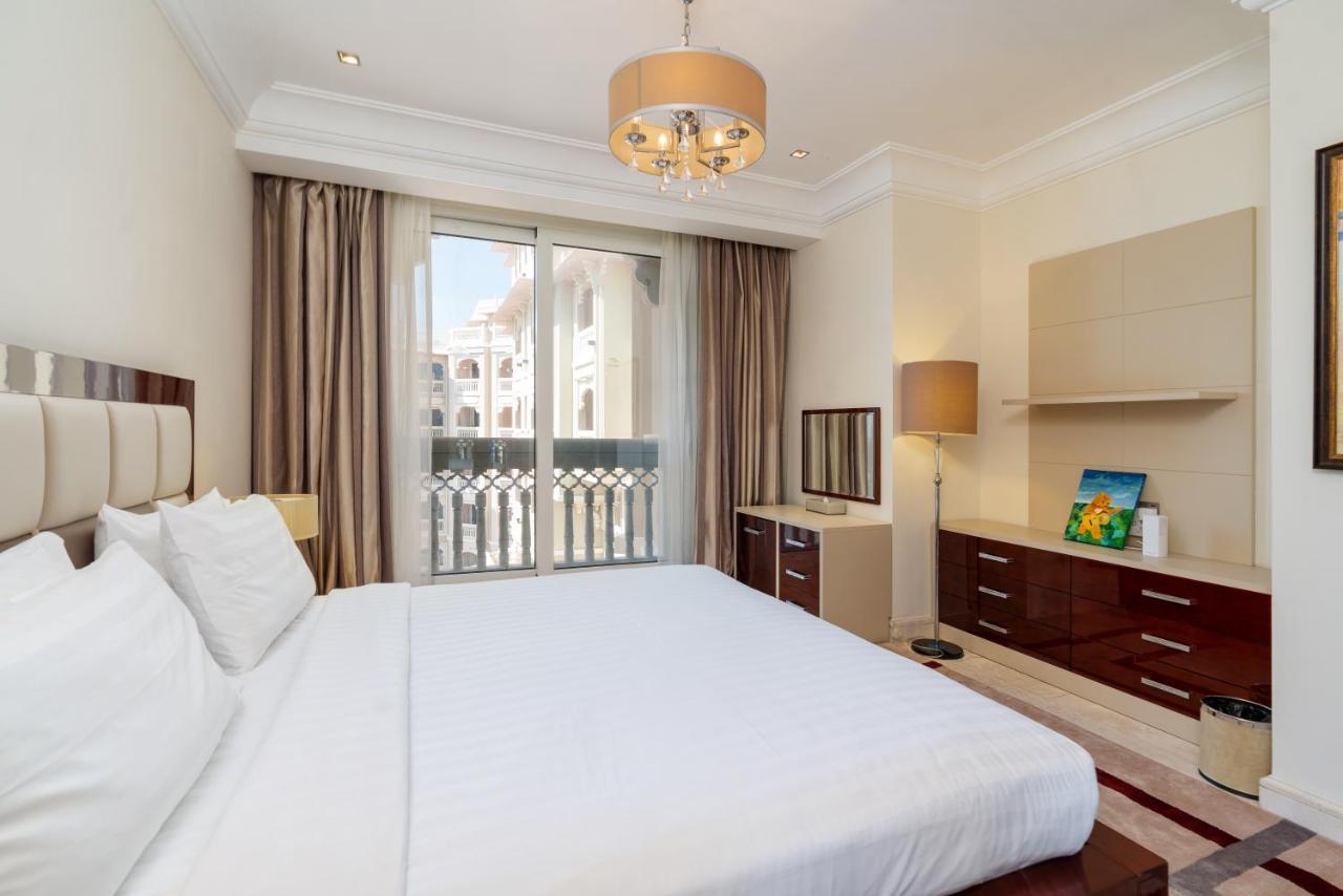 Royal Club By RVHR, Grandeur Residence Crescent Palm Jumeirah Dubaï Extérieur photo